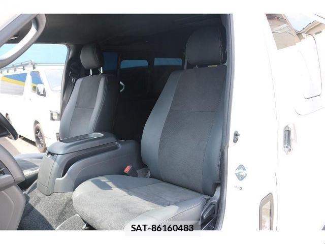Toyota HIACE VAN 2024-01 7458450-4