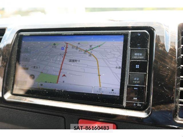 Toyota HIACE VAN 2024-01 7458450-8