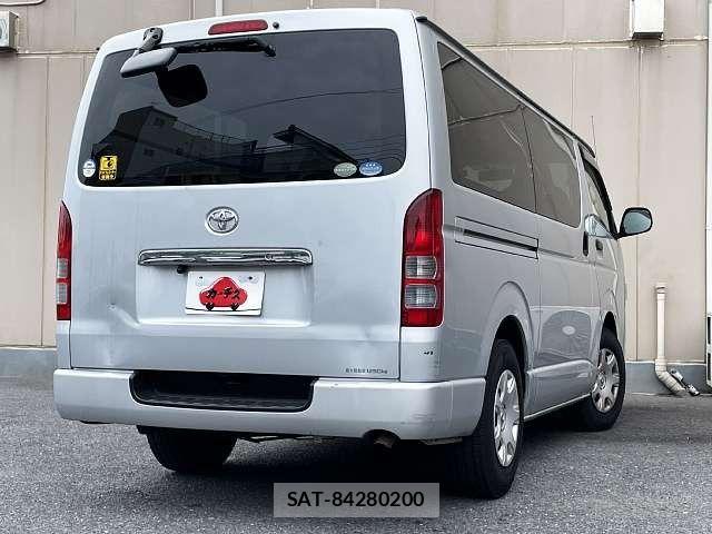 Toyota HIACE VAN 2011-10 7458471-2
