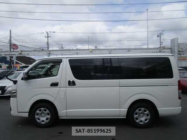 Toyota HIACE VAN 2024-07 7458452-10