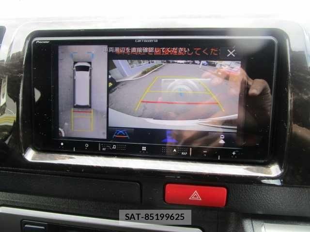 Toyota HIACE VAN 2024-07 7458452-21