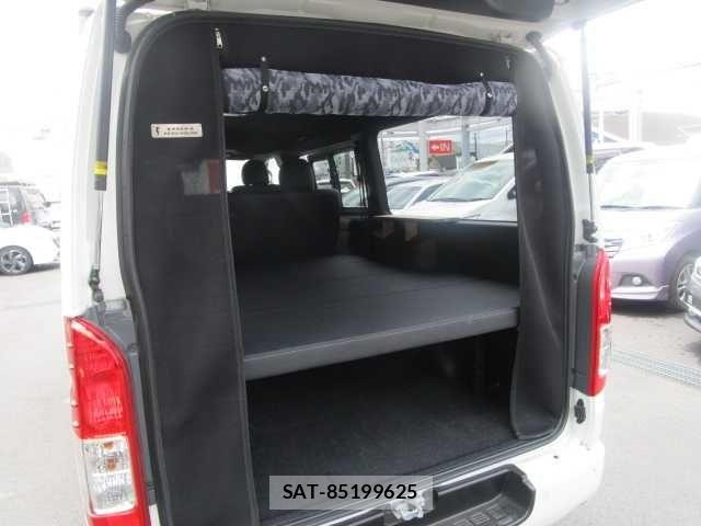 Toyota HIACE VAN 2024-07 7458452-28