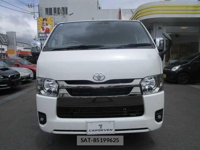 Toyota HIACE VAN 2024-07 7458452-4