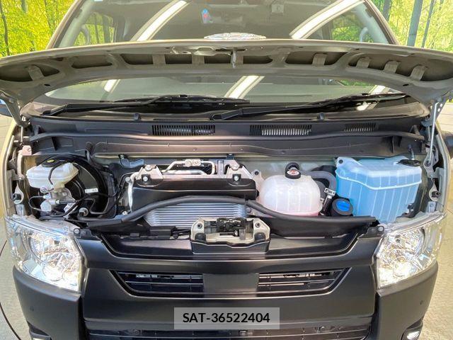 Toyota HIACE VAN 2025-05 7458448-17