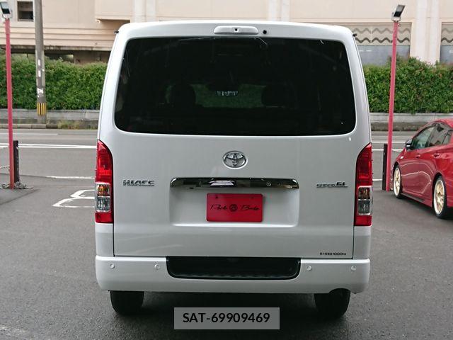 Toyota HIACE VAN 2026-06 7458449-27
