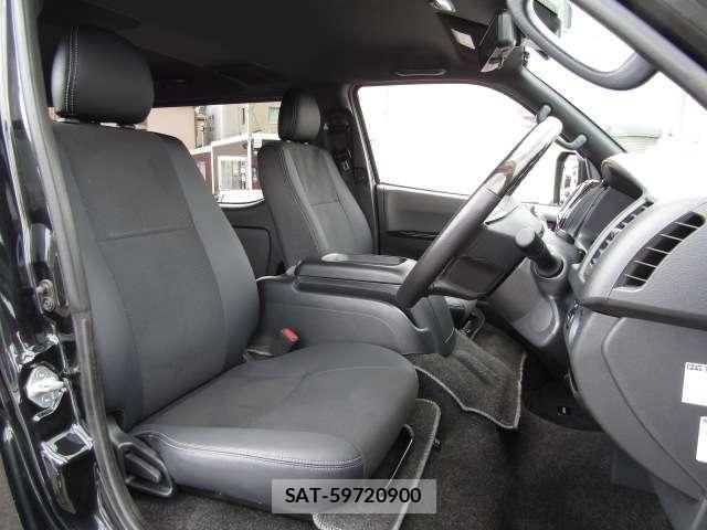 Toyota HIACE VAN 2023-03 7458457-9