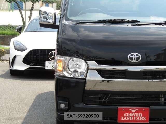Toyota HIACE VAN 2023-03 7458457-24