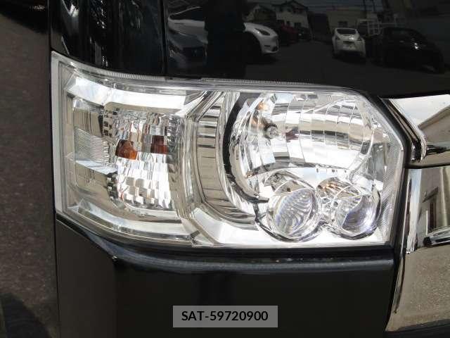Toyota HIACE VAN 2023-03 7458457-25