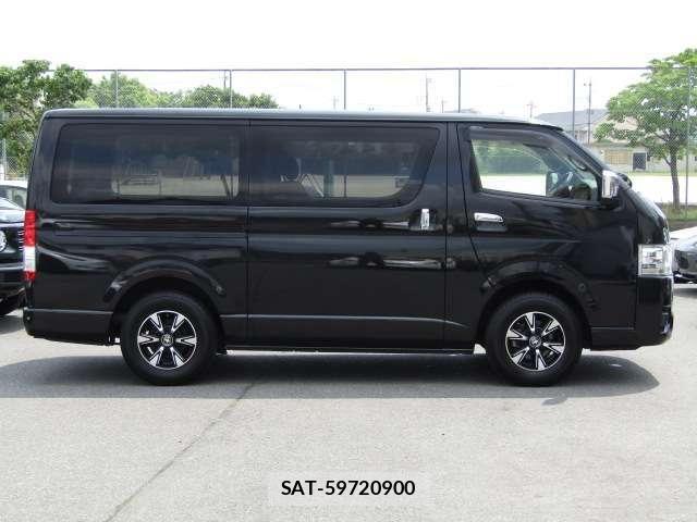 Toyota HIACE VAN 2023-03 7458457-26