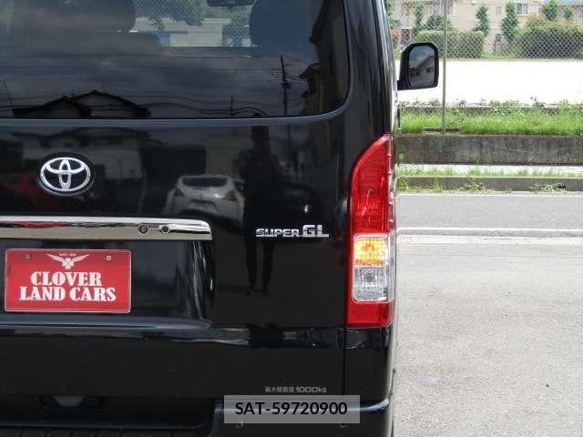 Toyota HIACE VAN 2023-03 7458457-29