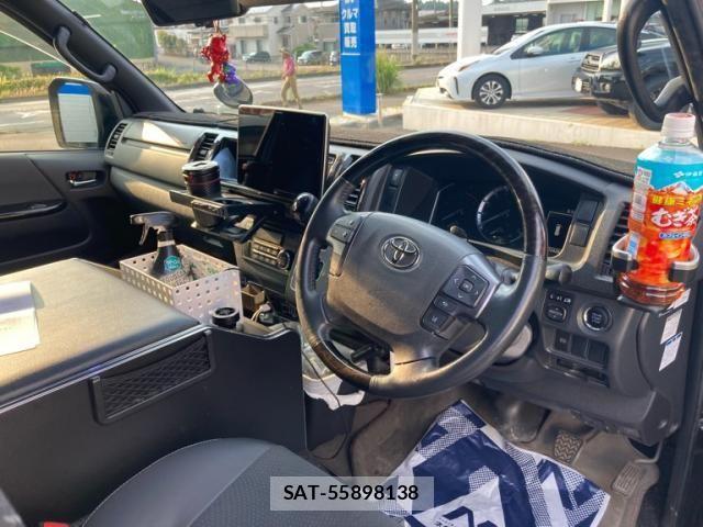 Toyota HIACE VAN 2022-03 7458456-6