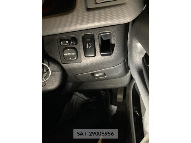 Toyota HIACE VAN 2012-05 7458473-19