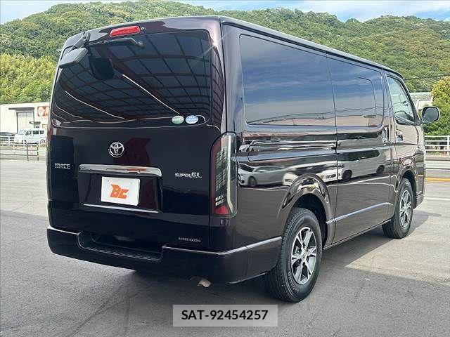 Toyota HIACE VAN 2014-06 7458470-12