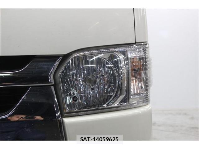 Toyota HIACE VAN 2021-05 7458462-14