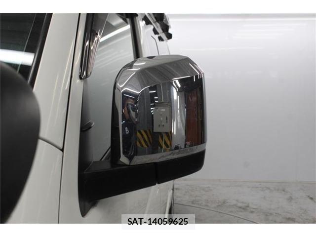 Toyota HIACE VAN 2021-05 7458462-16