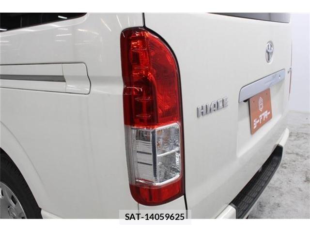 Toyota HIACE VAN 2021-05 7458462-17