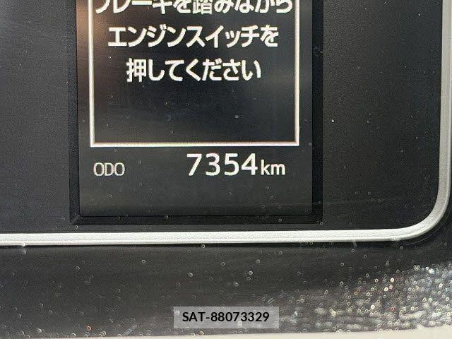 Toyota HIACE VAN 2025-03 7458451-21
