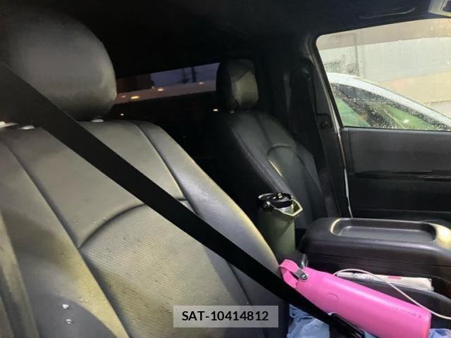 Toyota HIACE VAN 2020-11 7503294-9