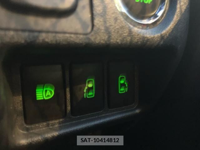 Toyota HIACE VAN 2020-11 7503294-17