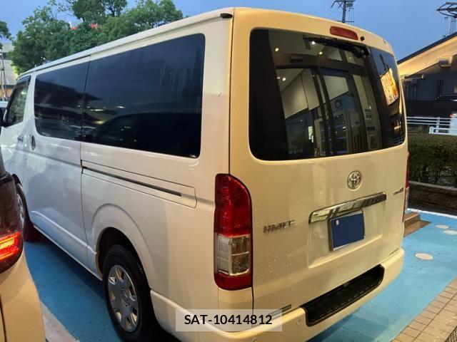 Toyota HIACE VAN 2020-11 7503294-1
