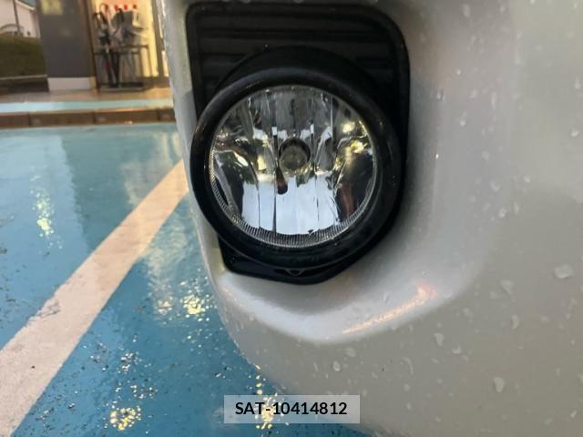 Toyota HIACE VAN 2020-11 7503294-5