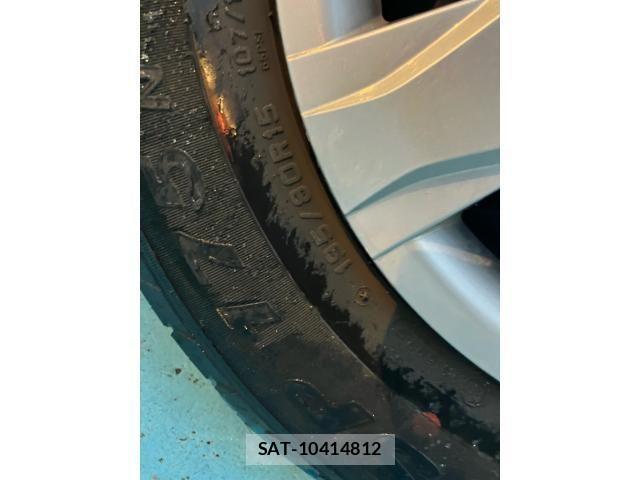 Toyota HIACE VAN 2020-11 7503294-7