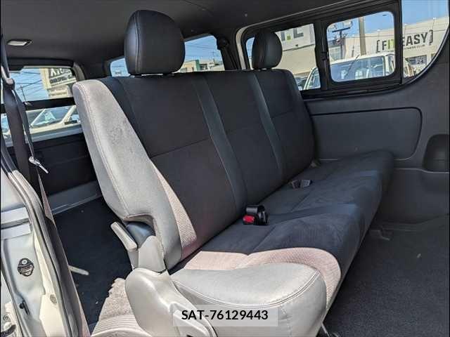 Toyota HIACE VAN 2024-08 7503284-11