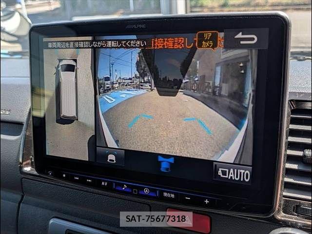 Toyota HIACE VAN 2024-03 7503282-3
