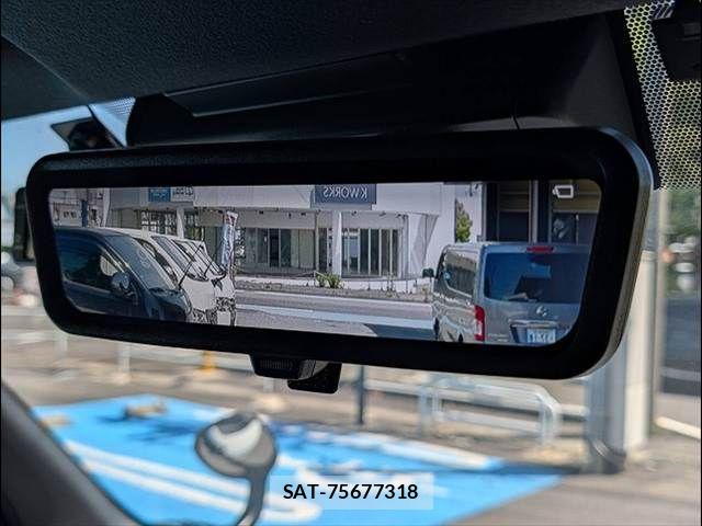 Toyota HIACE VAN 2024-03 7503282-4