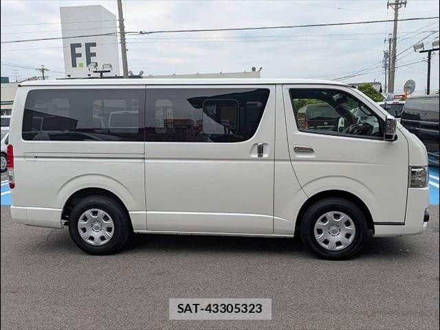 Toyota HIACE VAN 2020-09 7503295-13
