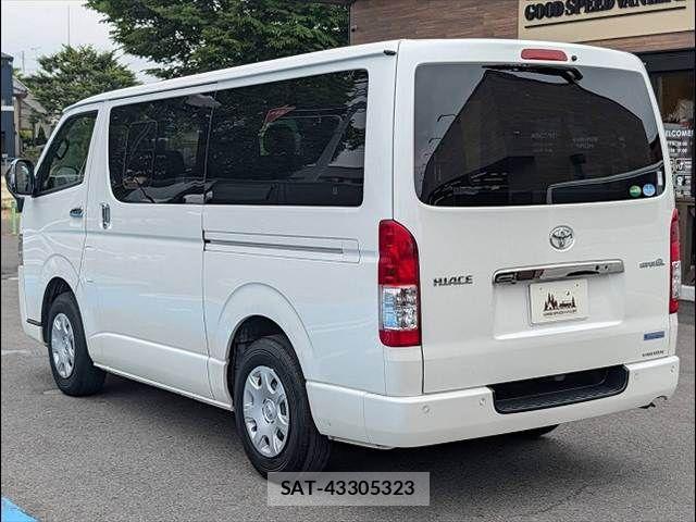 Toyota HIACE VAN 2020-09 7503295-16