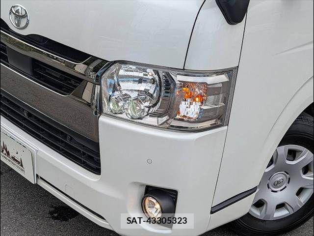 Toyota HIACE VAN 2020-09 7503295-18
