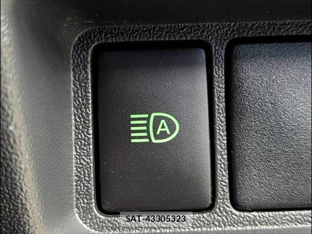 Toyota HIACE VAN 2020-09 7503295-6