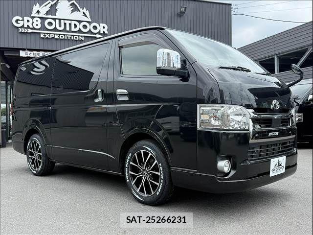 Toyota HIACE VAN 2020-10 7510307-10