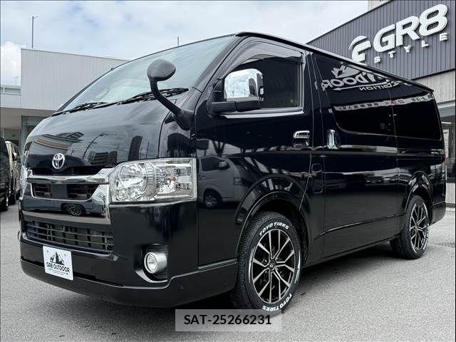 Toyota HIACE VAN 2020-10 7510307-11