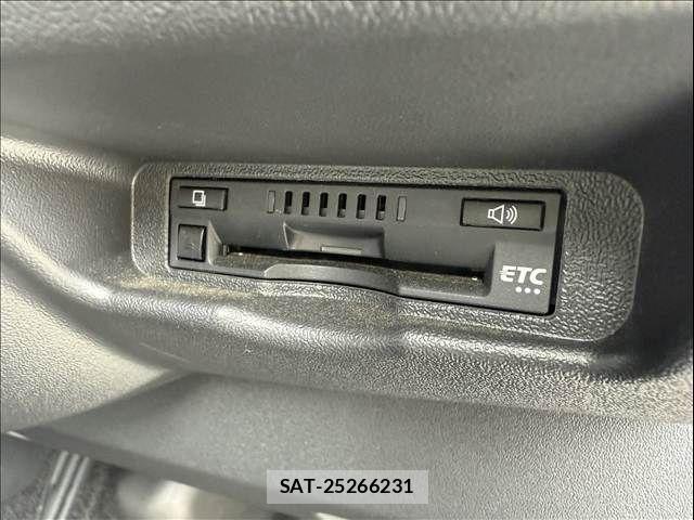 Toyota HIACE VAN 2020-10 7510307-16
