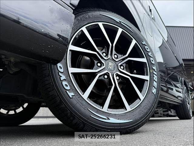 Toyota HIACE VAN 2020-10 7510307-5