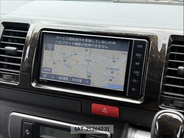 Toyota HIACE VAN 2020-10 7510307-6