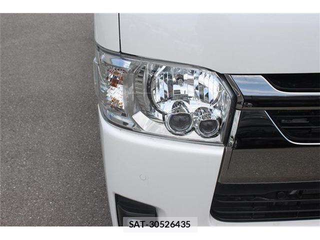 Toyota HIACE VAN 2025-05 7510299-3
