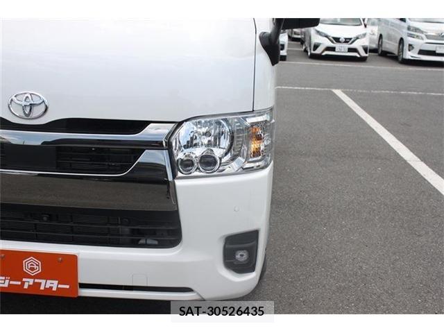 Toyota HIACE VAN 2025-05 7510299-4