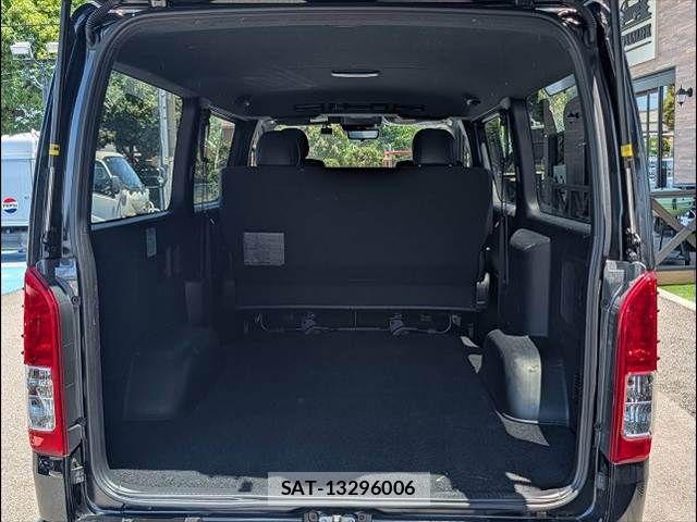 Toyota HIACE VAN 2024-06 7503291-12