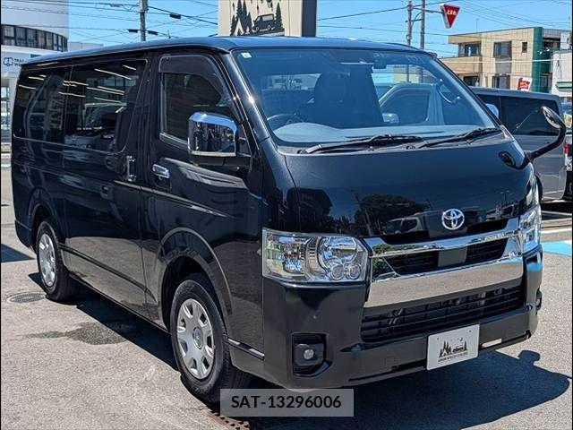 Toyota HIACE VAN 2024-06 7503291-15