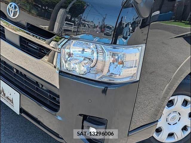 Toyota HIACE VAN 2024-06 7503291-18