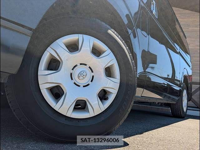 Toyota HIACE VAN 2024-06 7503291-19