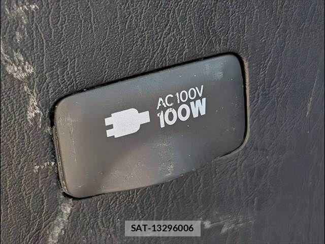 Toyota HIACE VAN 2024-06 7503291-7