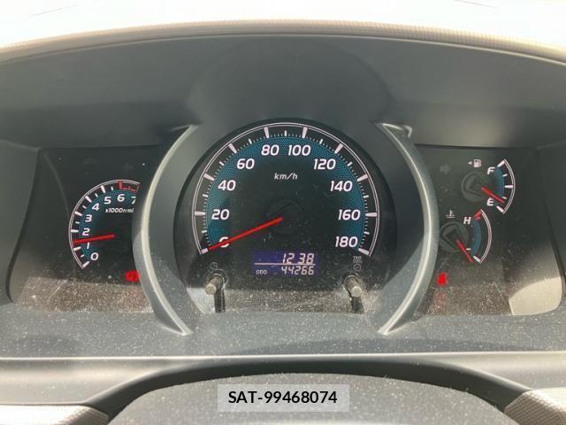 Toyota HIACE VAN 2012-07 7503309-13
