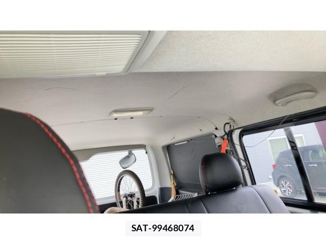 Toyota HIACE VAN 2012-07 7503309-19