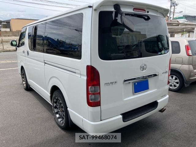 Toyota HIACE VAN 2012-07 7503309-6