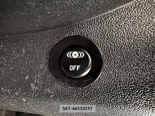 Toyota HIACE VAN 2018-03 7503305-24