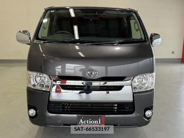 Toyota HIACE VAN 2018-03 7503305-2